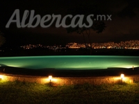 Alberca, iluminacion nocturna